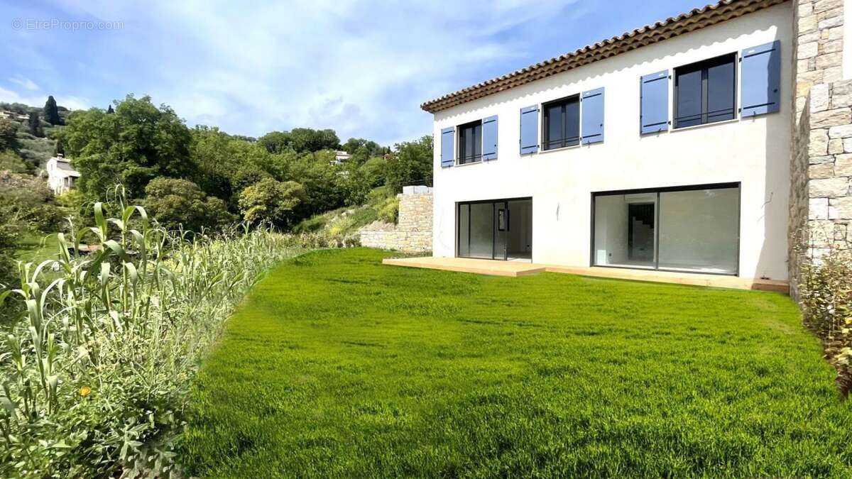 Appartement à OPIO