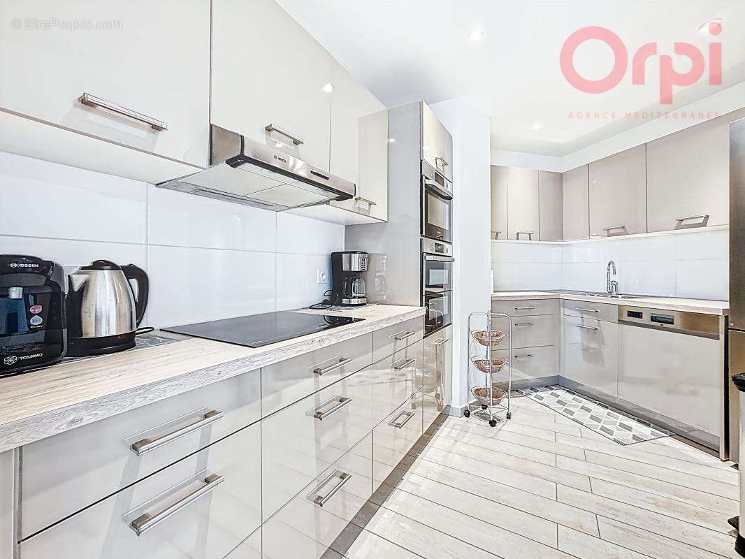 Appartement à FREJUS