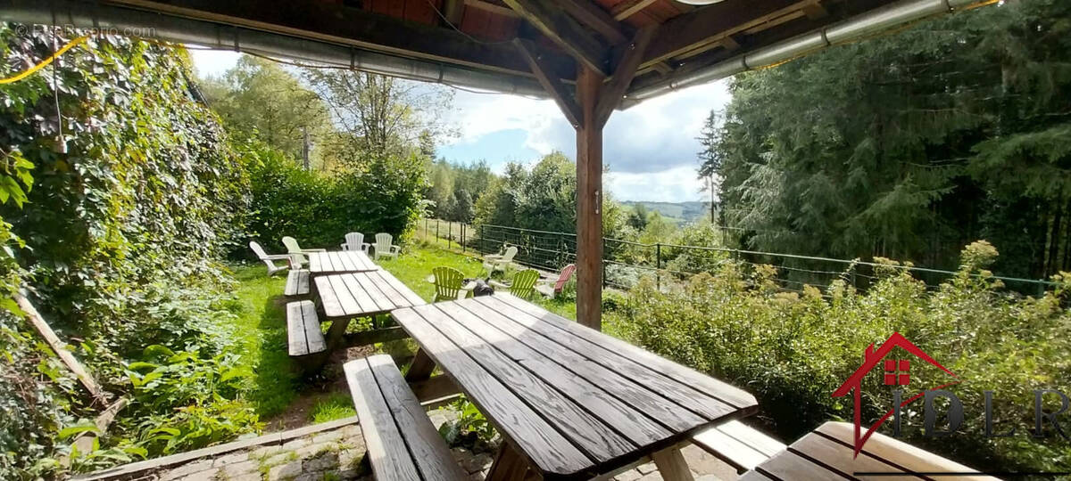 Maison à CORRAVILLERS