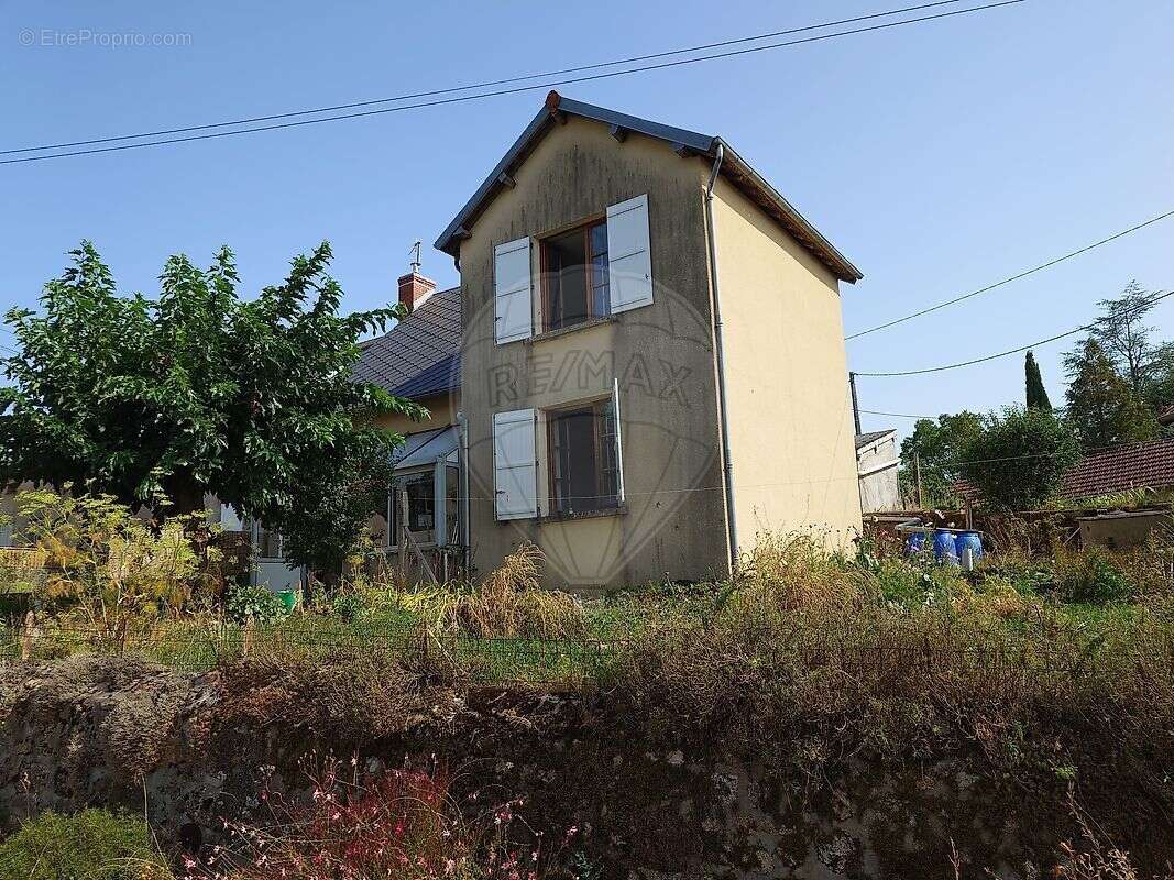 Maison à POIL