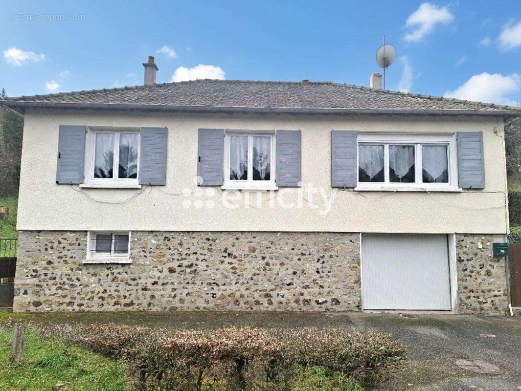 Maison à LONGNY-AU-PERCHE