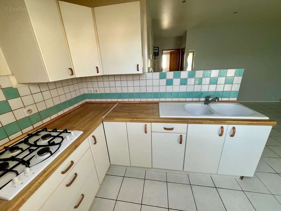 Appartement à VAUGRIGNEUSE