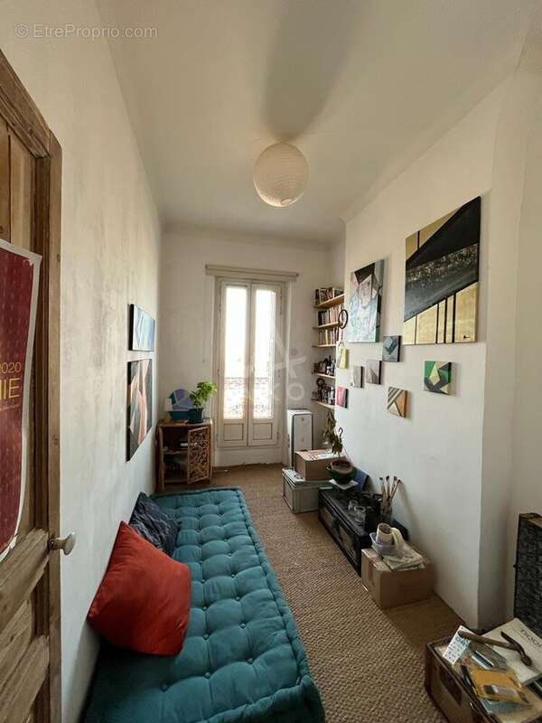 Appartement à MARSEILLE-3E