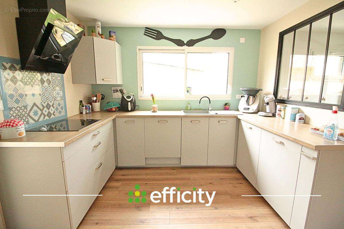 Maison à MEZIDON-CANON