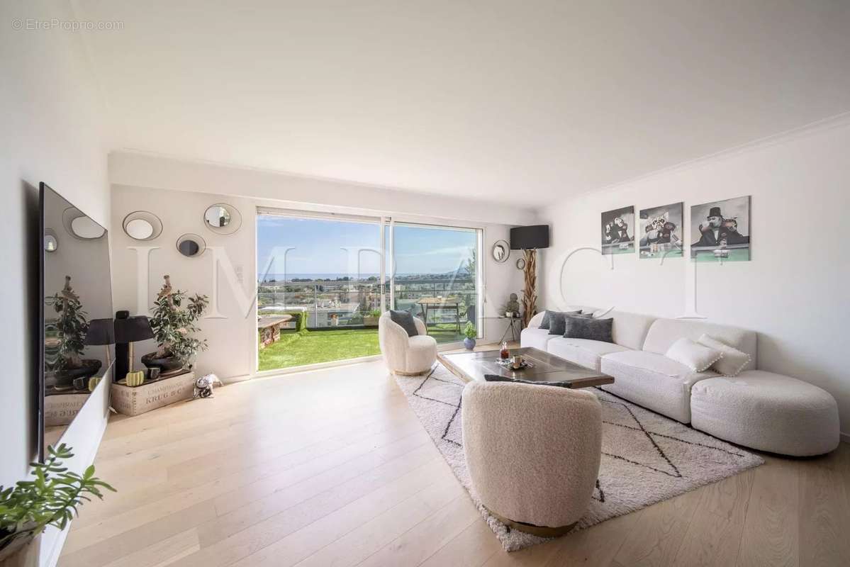 Appartement à LE CANNET