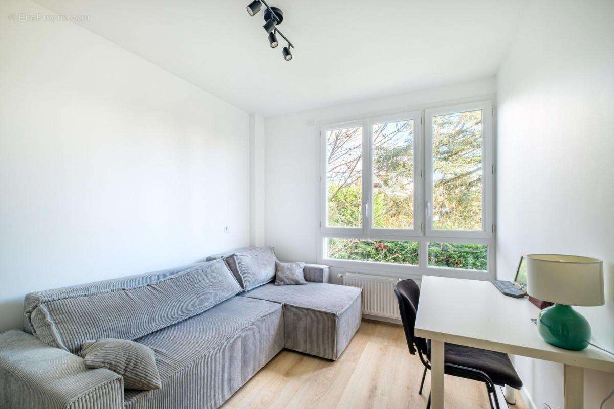 Appartement à TASSIN-LA-DEMI-LUNE