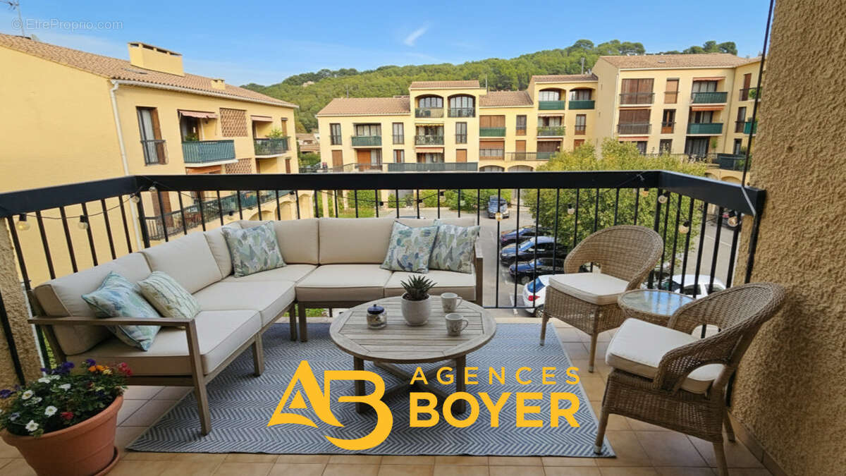 Appartement à SAINT-CYR-SUR-MER