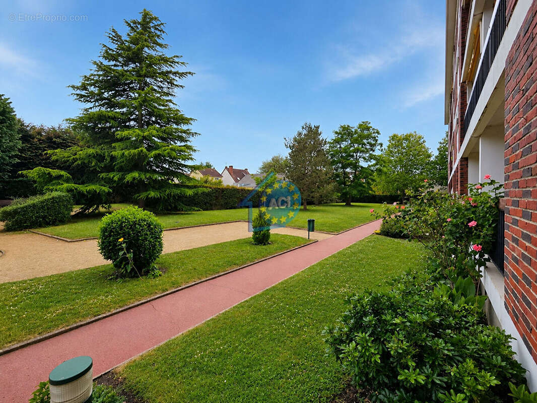 Appartement F4 - Mantes-la-Jolie - 77 m² - garage - cave - balcon - photo 10