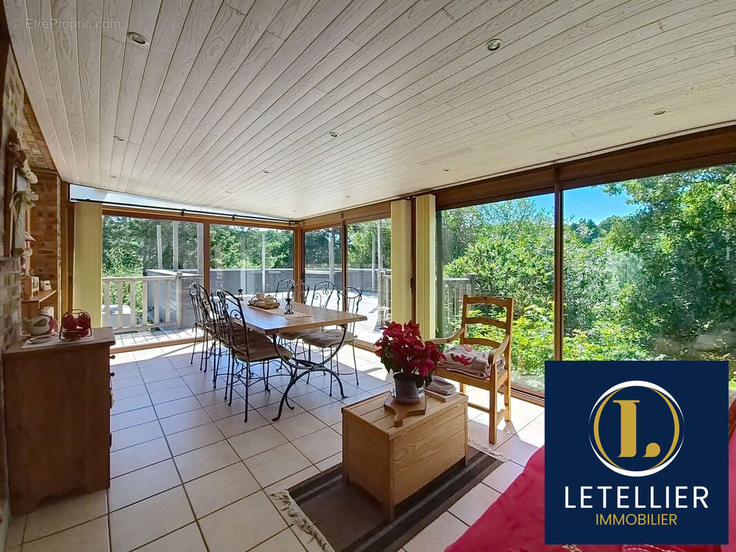 Maison 170 m² à Saint-Pierre-Les-Elbeuf  - photo 4