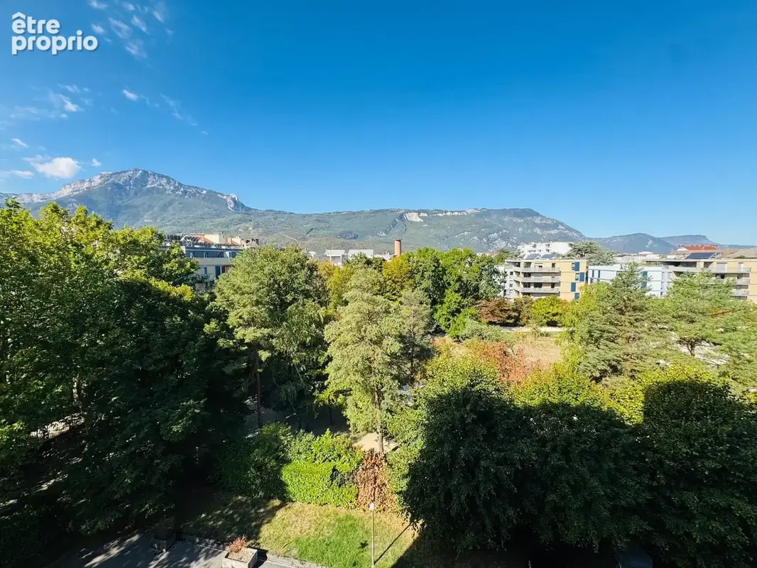 Grenoble rare résidence recherchée T4 96m2 +  terrasse  vues magnifiques - photo 12