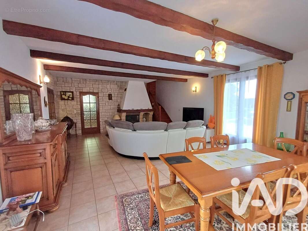 Photo 6 - Maison à MONTIGNY-LE-GUESDIER
