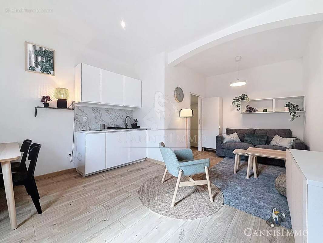 Appartement à CANNES