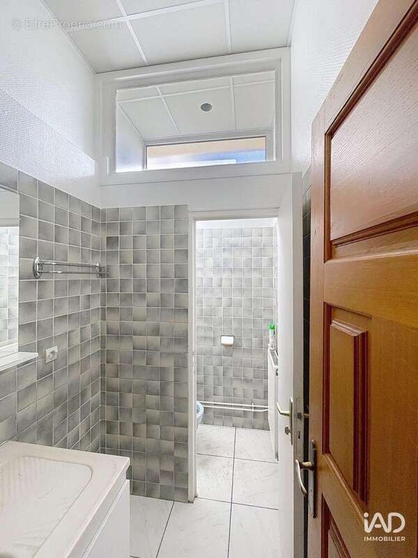 Photo 8 - Commerce à REIMS