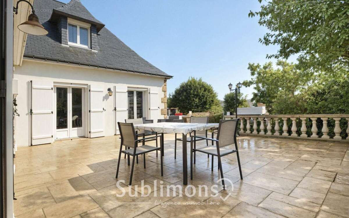 Maison à PLOERMEL