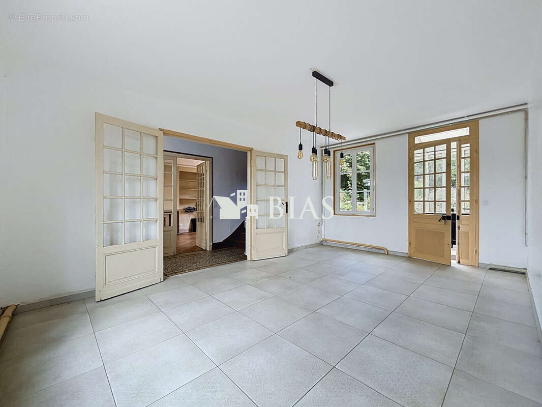 Maison 180 m² à Barentin  - photo 7