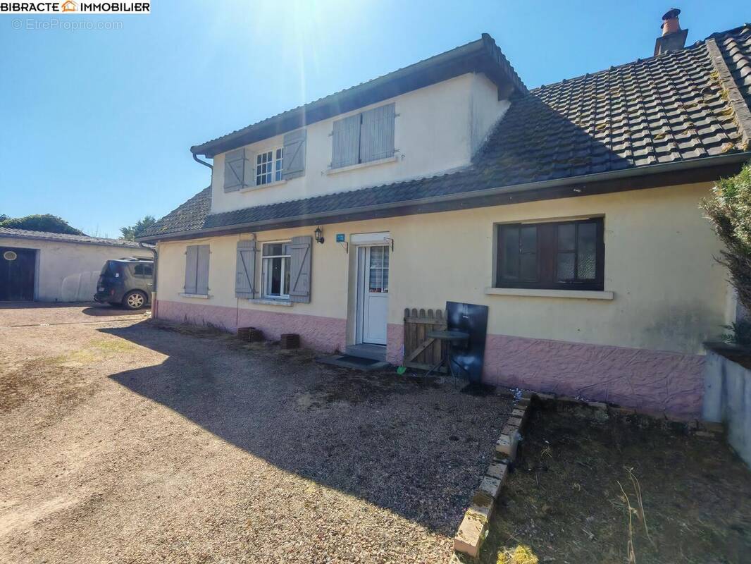 Maison à LA NOCLE-MAULAIX