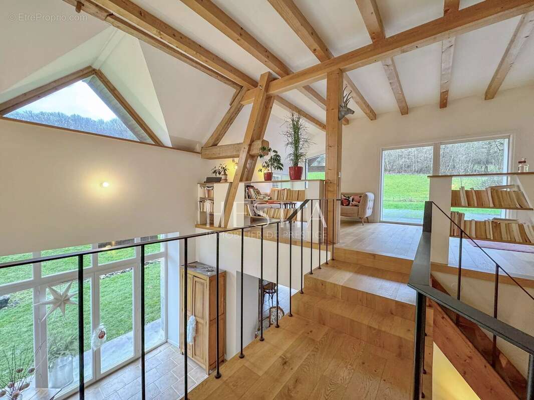 Maison à ALLONZIER-LA-CAILLE