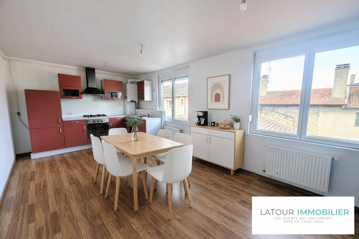 Appartement à BOURGOIN-JALLIEU