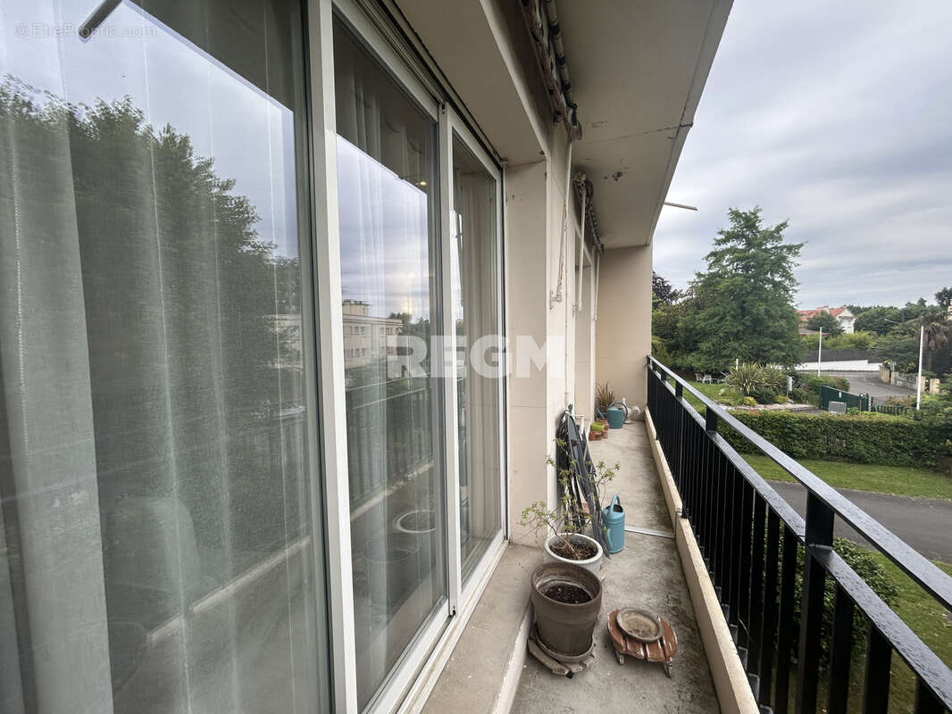 Appartement à BILLERE