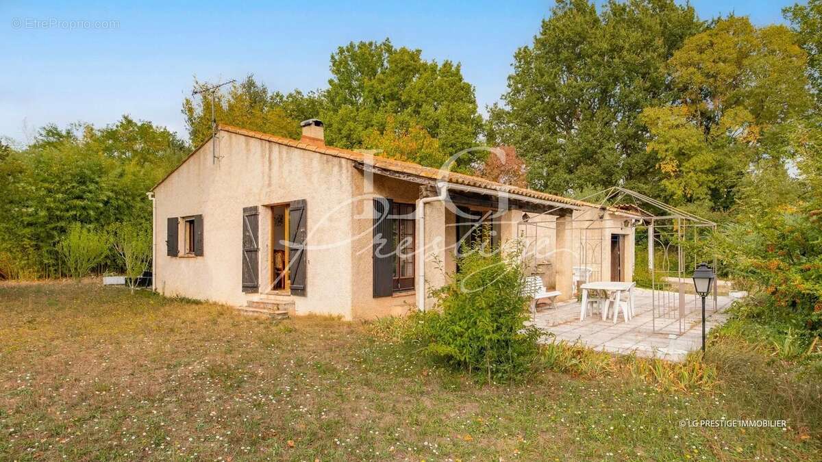 Maison à CALLIAN