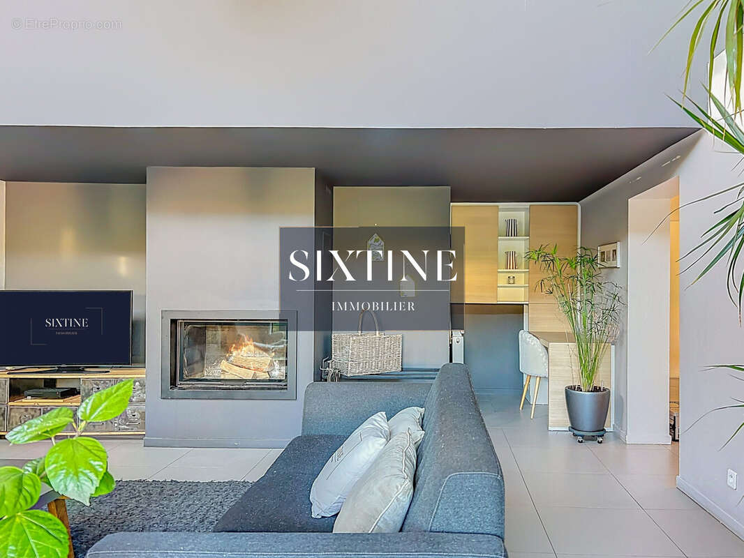 Maison à CALUIRE-ET-CUIRE