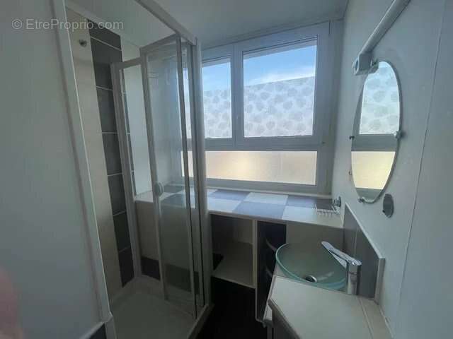 Appartement à SARTROUVILLE