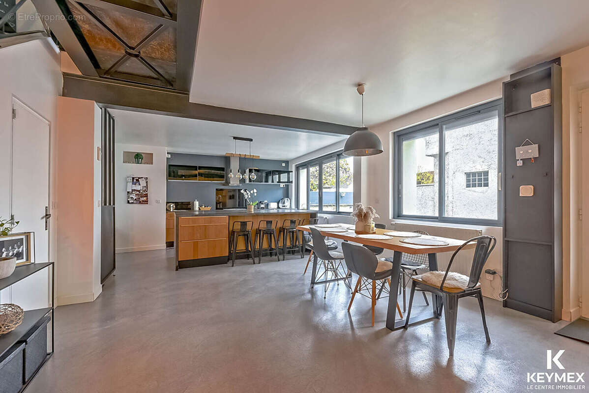 Maison à CHAMPAGNE-SUR-OISE