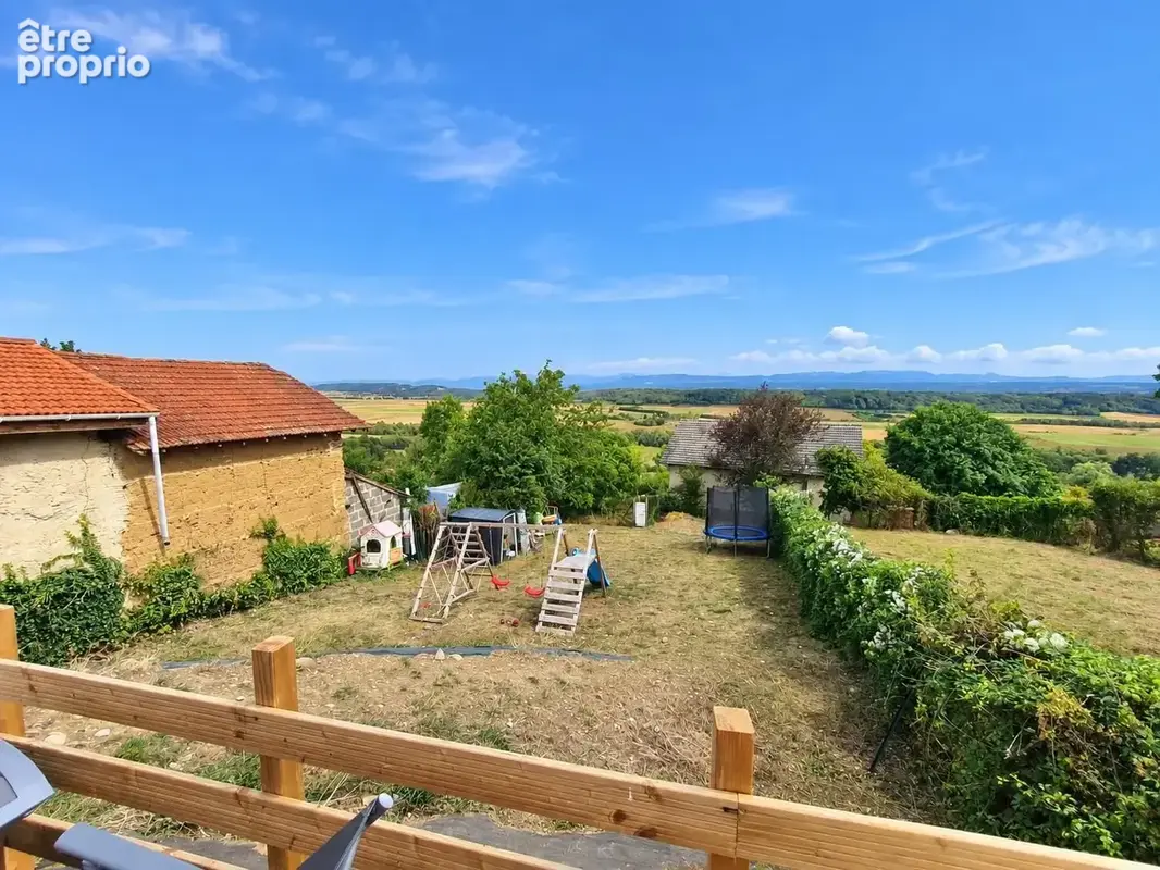 Maison 4 pièces 95 m² à vendre à Pommier-De-Beaurepaire (38260) - photo 3