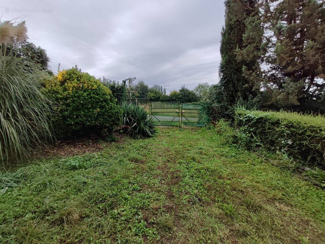 Maison à GRUGE-L&#039;HOPITAL