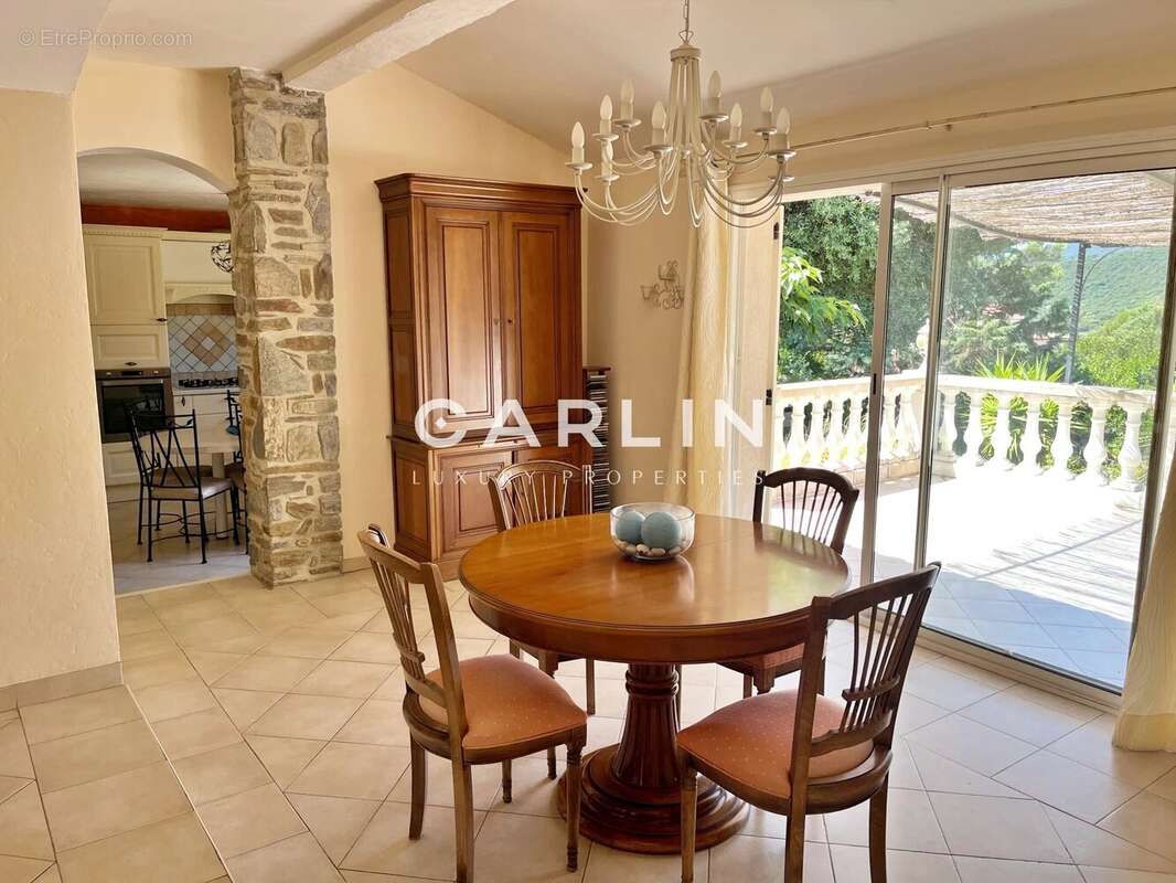 Maison à LA CROIX-VALMER