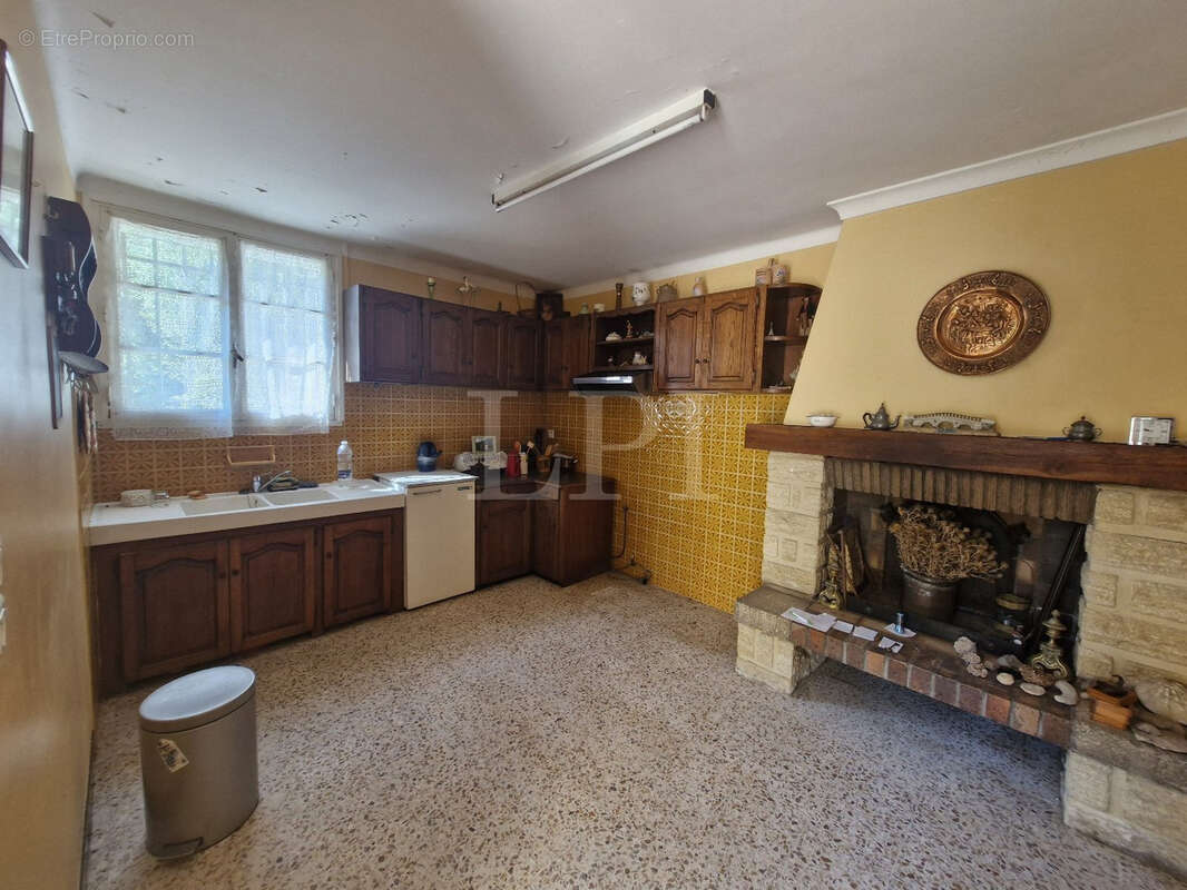 Maison à BONNIEUX