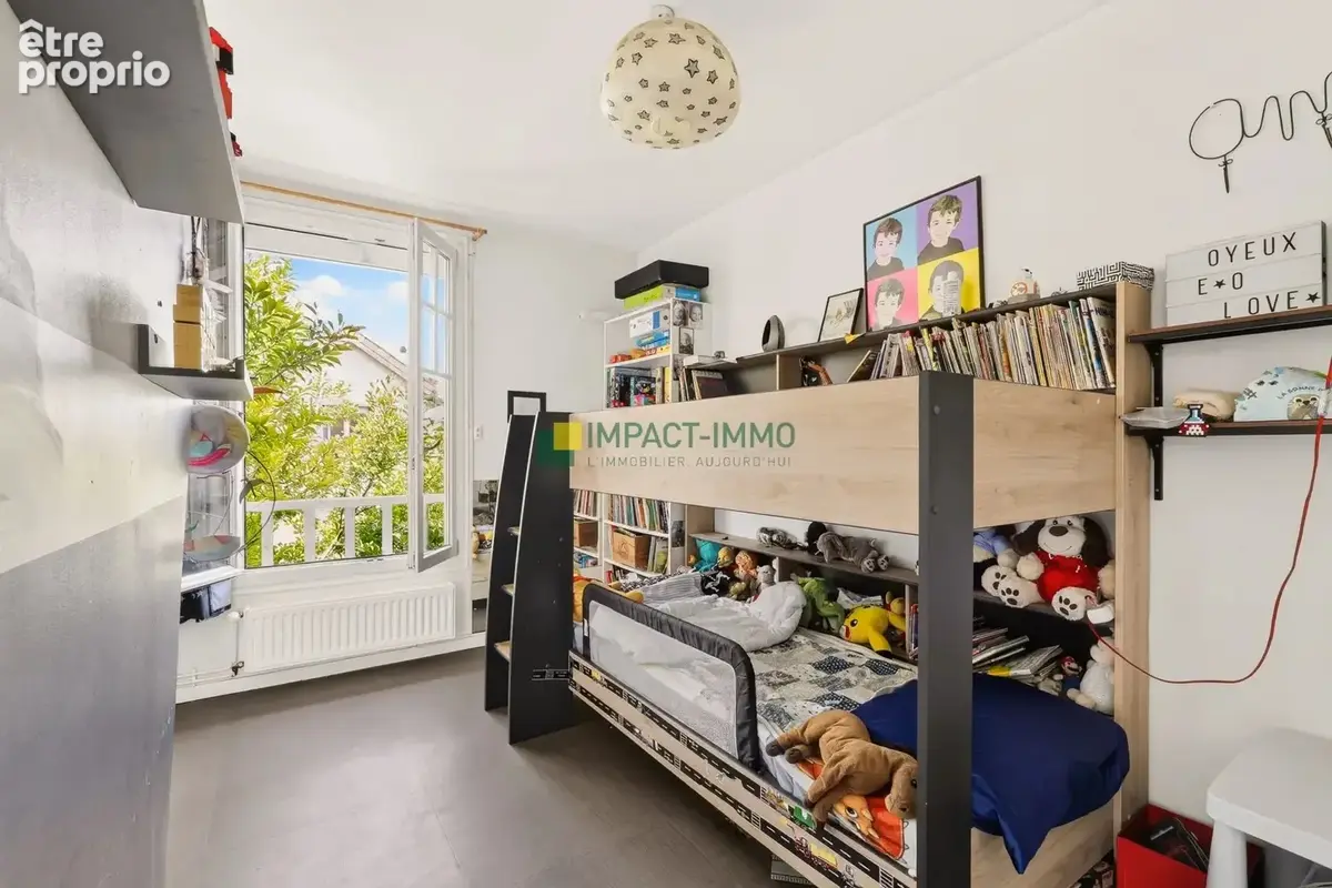  Coup de Cœur – Maison en Pierre avec Jardin, Terrasse et Dépendance à Colombes - photo 9