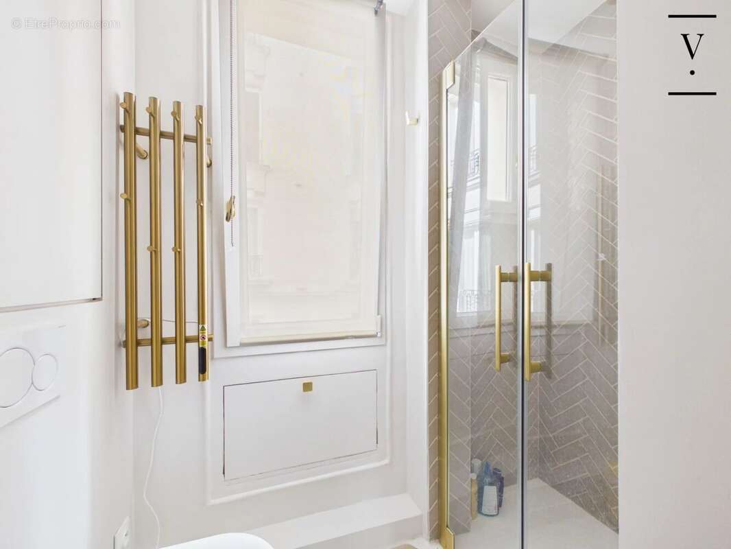 Appartement à PARIS-11E