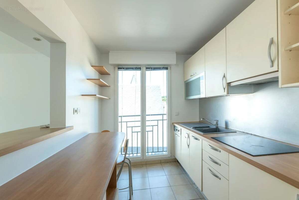 Appartement à CHAVILLE