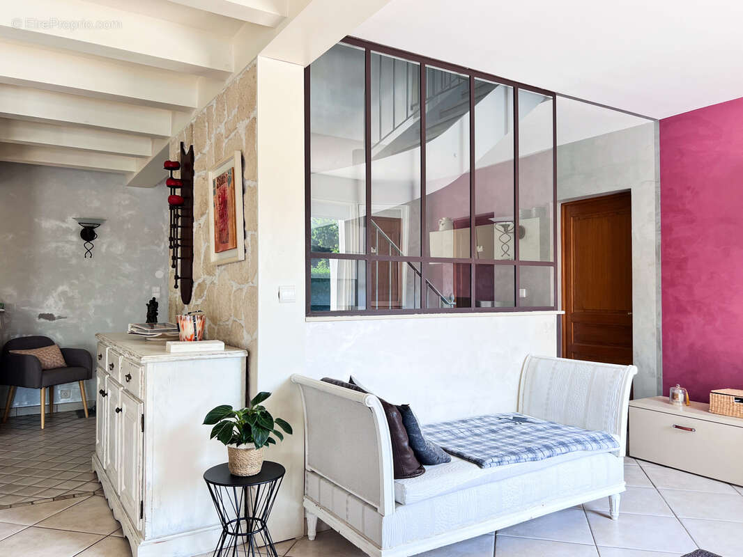 Maison à METZ-TESSY