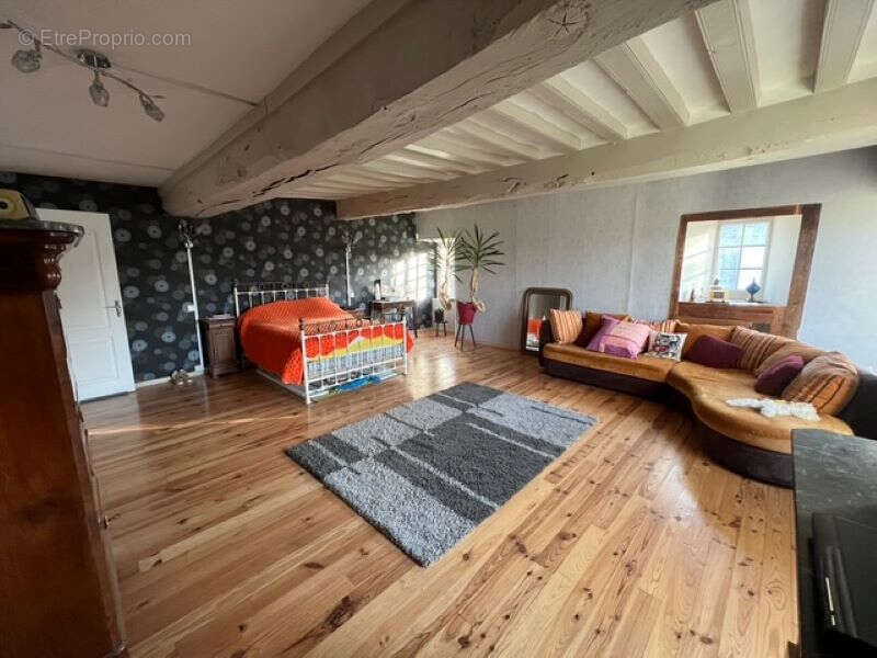 Maison à LE BENY-BOCAGE