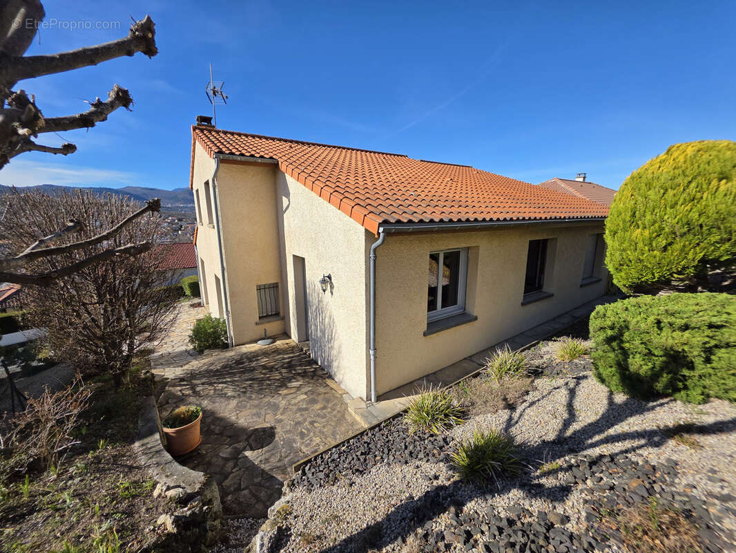 Maison à ROMAGNAT