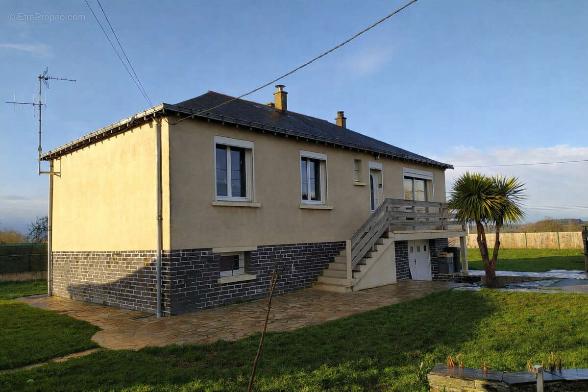 Maison à SEGRE