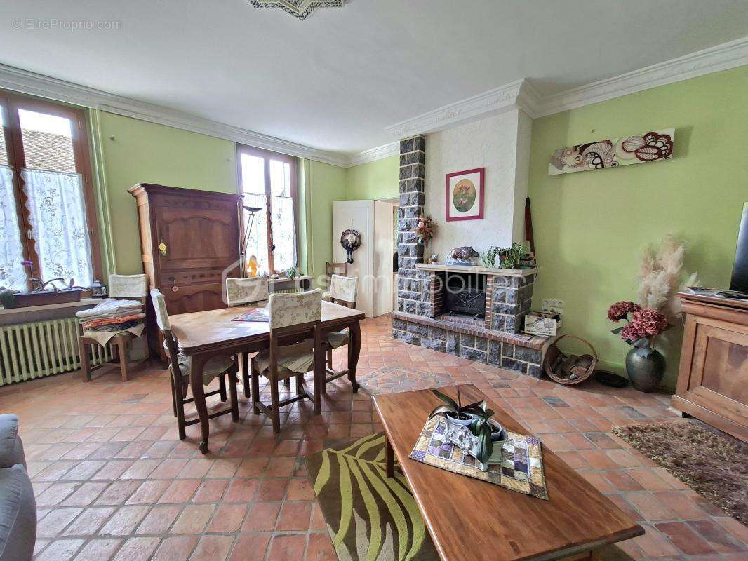 Maison à SAINT-BENOIT-SUR-LOIRE