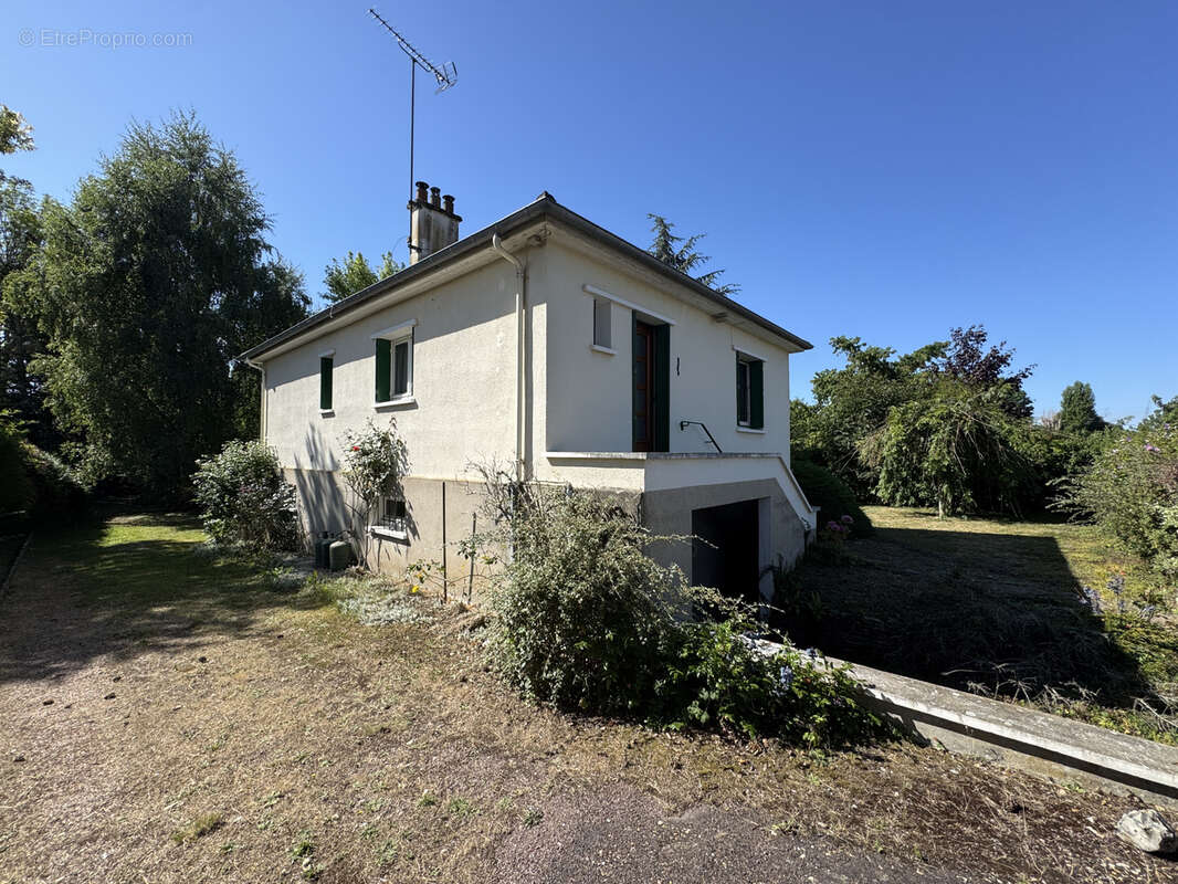 Maison à EZY-SUR-EURE
