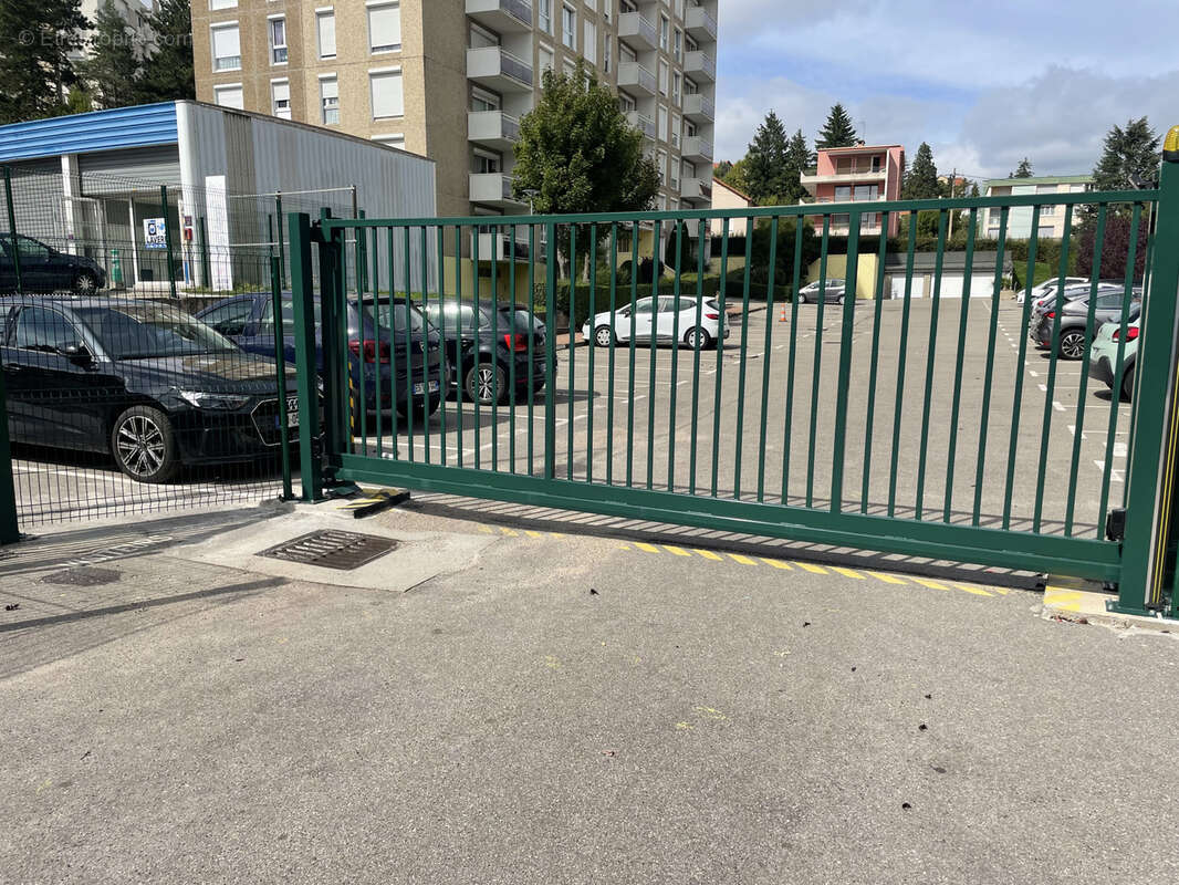 Appartement à SAINT-ETIENNE