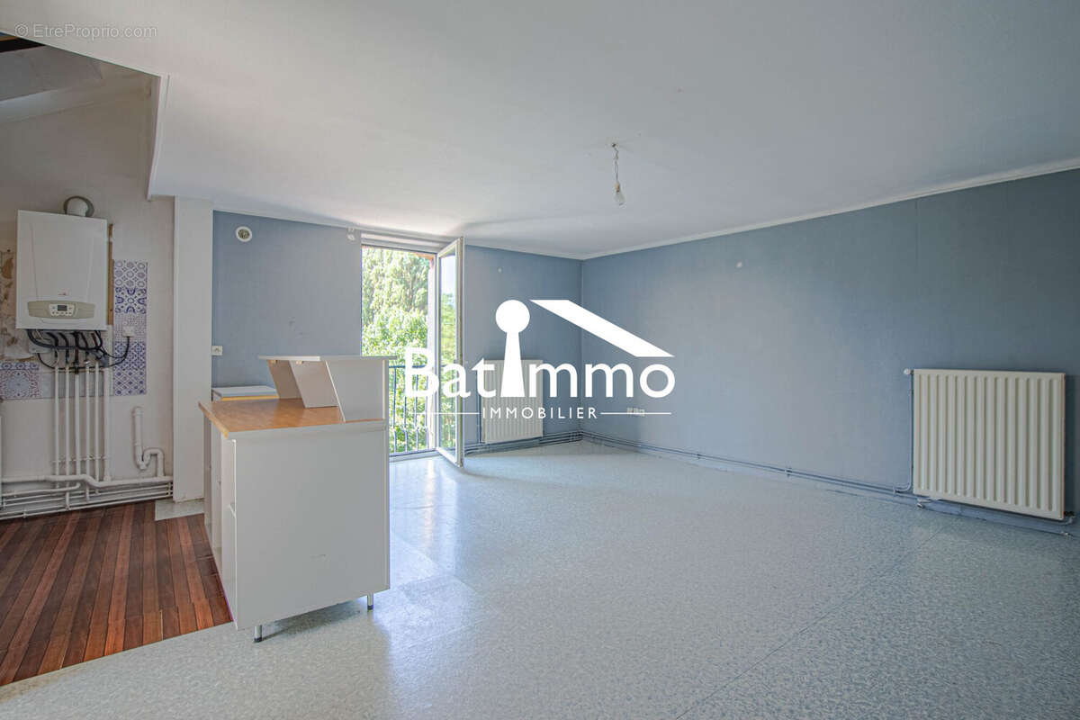 Appartement à ARNAVILLE