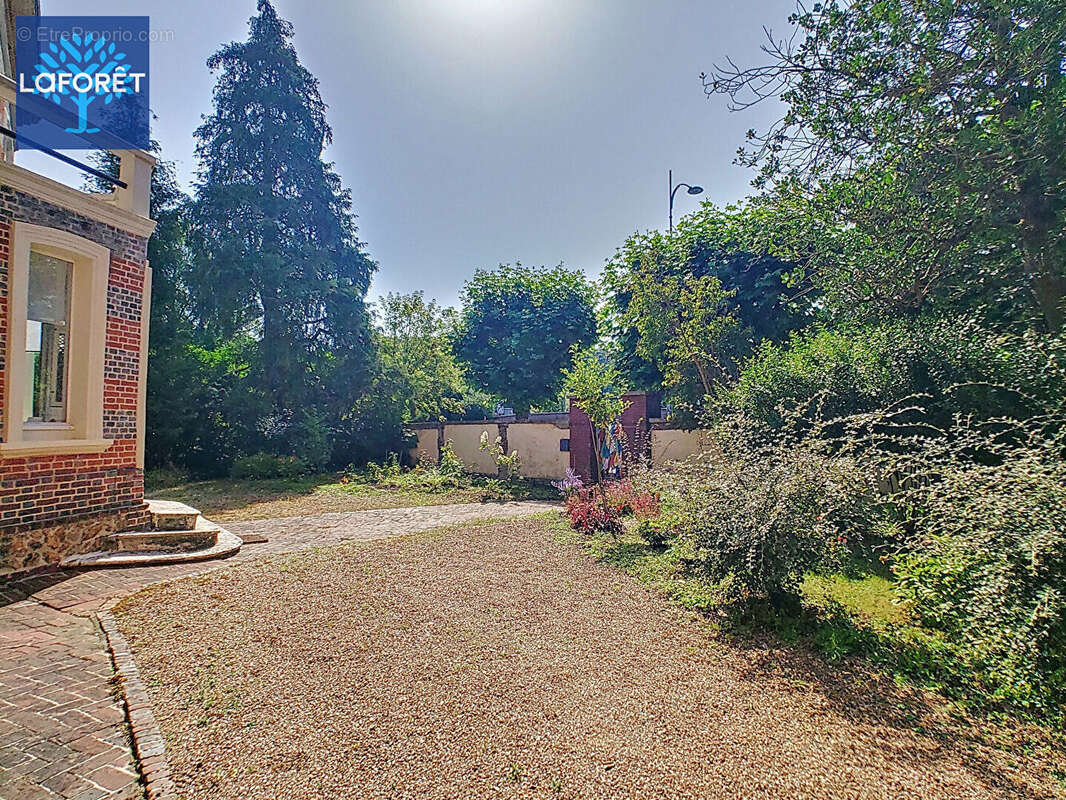 Maison à BERNAY