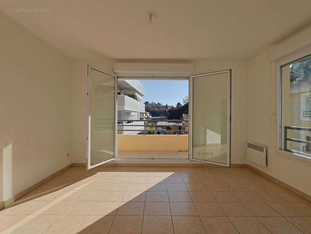 Nice Gairaut : 2 Pièces avec Terrasse Sud et Garage dans Résidence Récente - photo 3