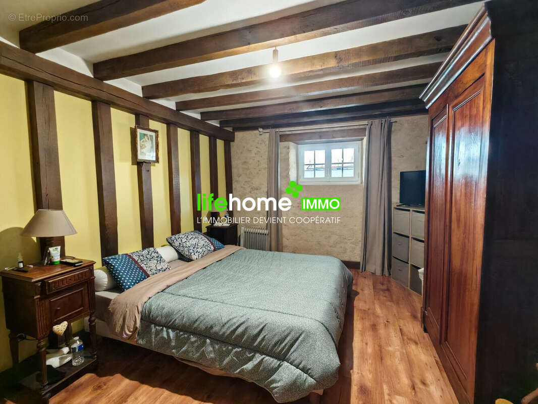 Maison à MONTIPOURET