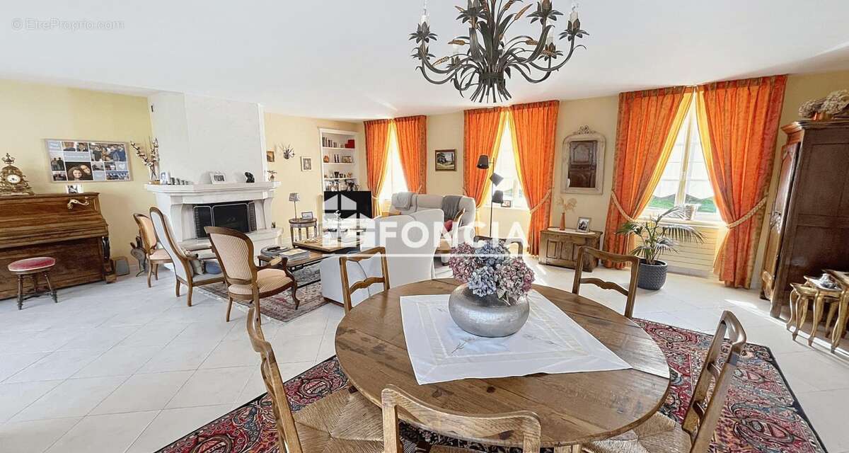 Maison à CERISY-BELLE-ETOILE