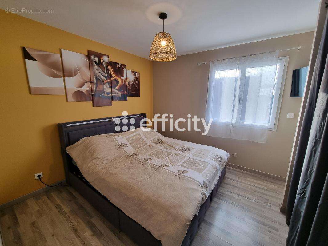 Maison 138 m² à Albaret-Sainte-Marie  - photo 6