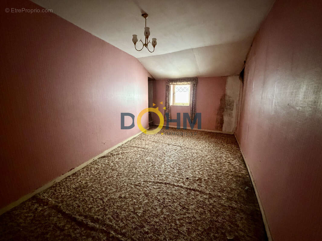 Maison à BRIVES-CHARENSAC