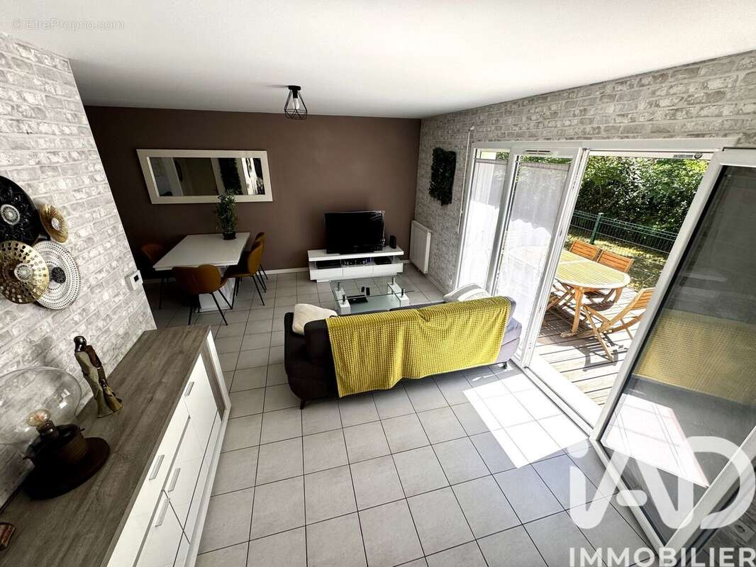 Photo 2 - Maison à MARCHEPRIME