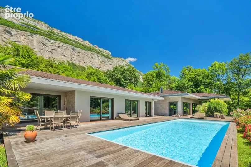 Photo Maison à Meylan au prix de 1 950 000€